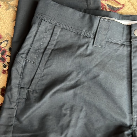 Amazon Essentials nylon pant - Picture 2 of 6